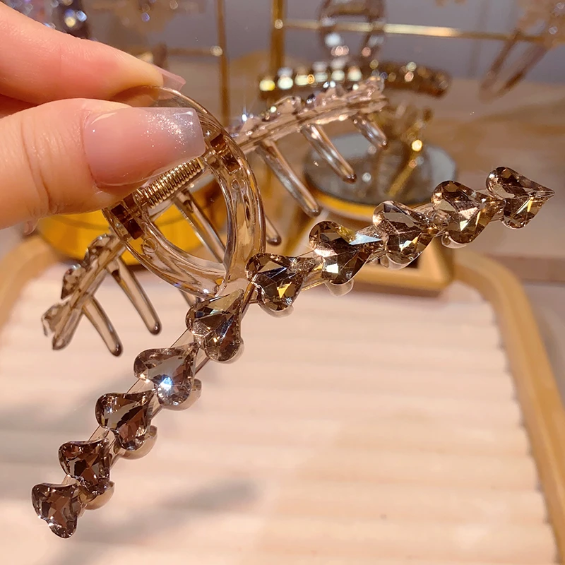 东大门重工大网红抓夹气质轻奢优雅鲨鱼夹半扎发抓夹韩版发饰