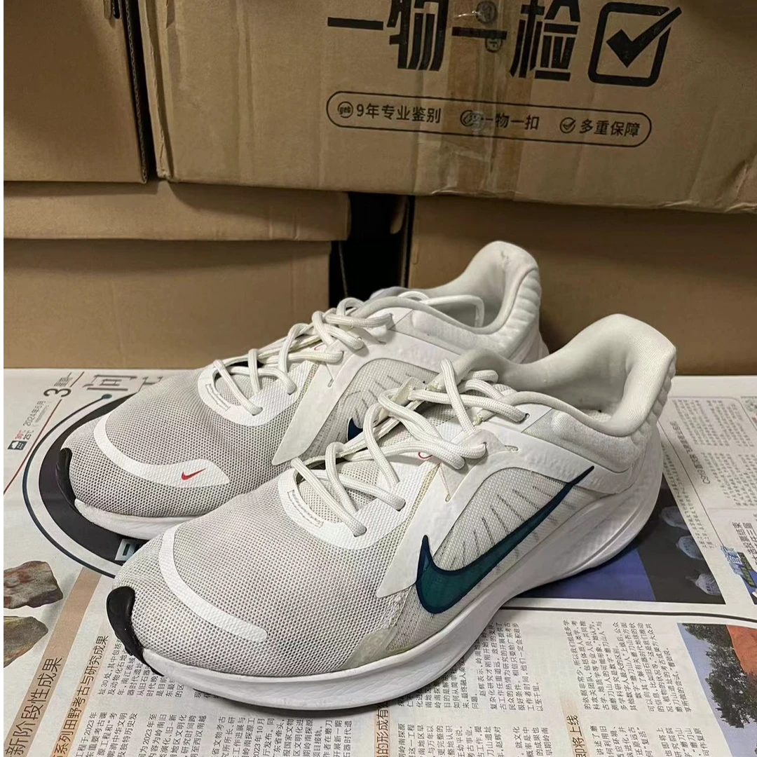 41码/耐克Quest 5/休闲跑步鞋/灰色
