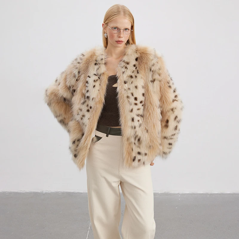 北麋「性感迷雾」2025年高级感轻奢狐狸毛腹毛圆领皮草外套女冬大衣