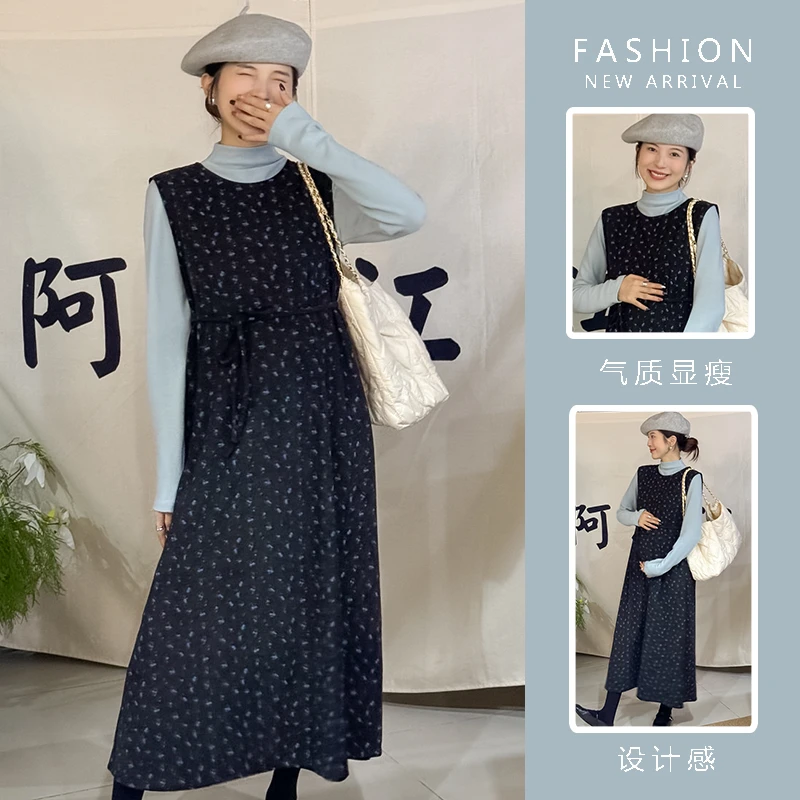 2024孕妇装秋冬新款舒适韩版减龄灯芯绒碎花背心裙打底衫显瘦洋气