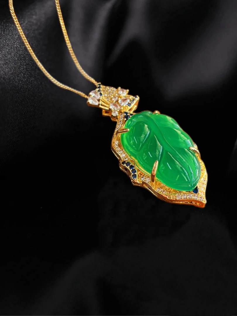 轻奢  精美雕刻 家大叶大 玉石树叶吊坠-LJW-2C