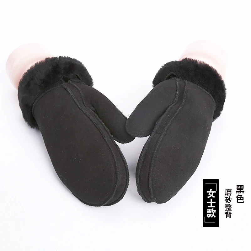 冬季女士黑色加厚皮毛一体磨砂保暖连指手套防冻舒适保暖手套