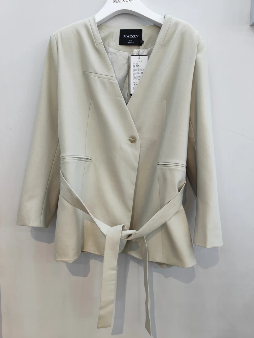 麦寻专柜西服外套潮流设计师纯色时尚莱赛尔绵羊毛气质