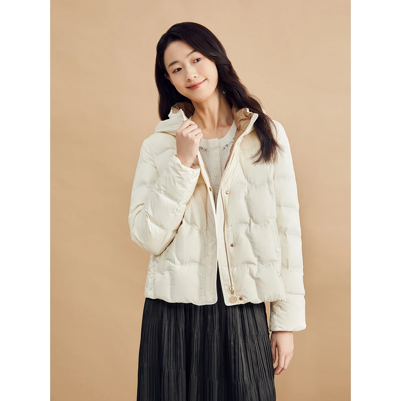 YINER音儿专选2024冬季新款百搭女士时髦短款羽绒服8C64508036
