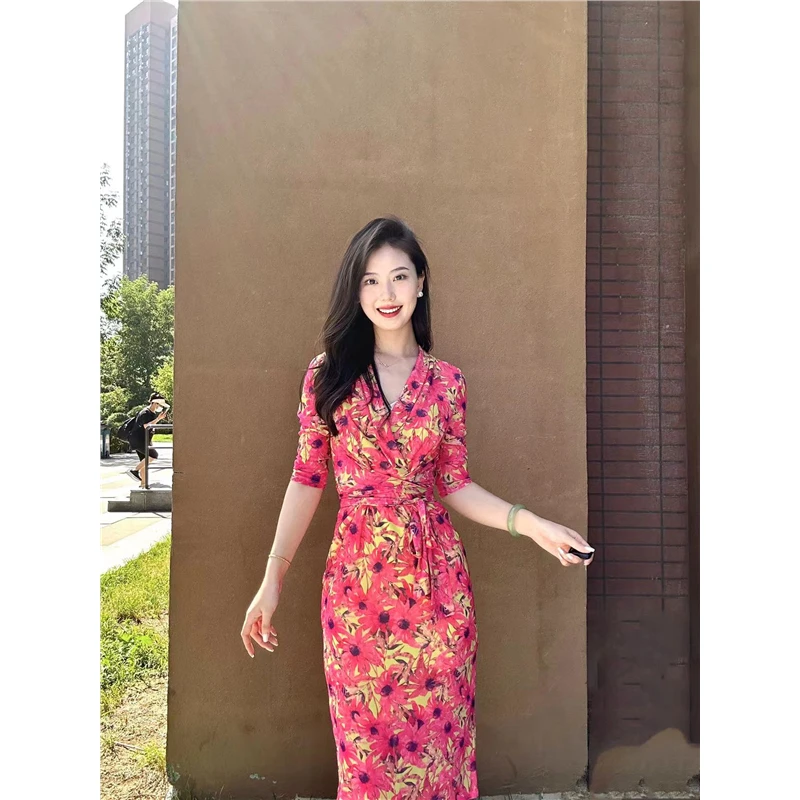 PGDVF碎花连衣裙收腰气质裙子显瘦法式修身裹身裙玫红太阳花长款