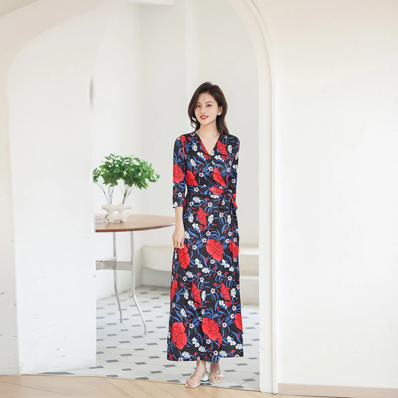 K DVF裹身裙红色玫瑰印花V领复古女神气质优雅七分袖连衣裙夏季