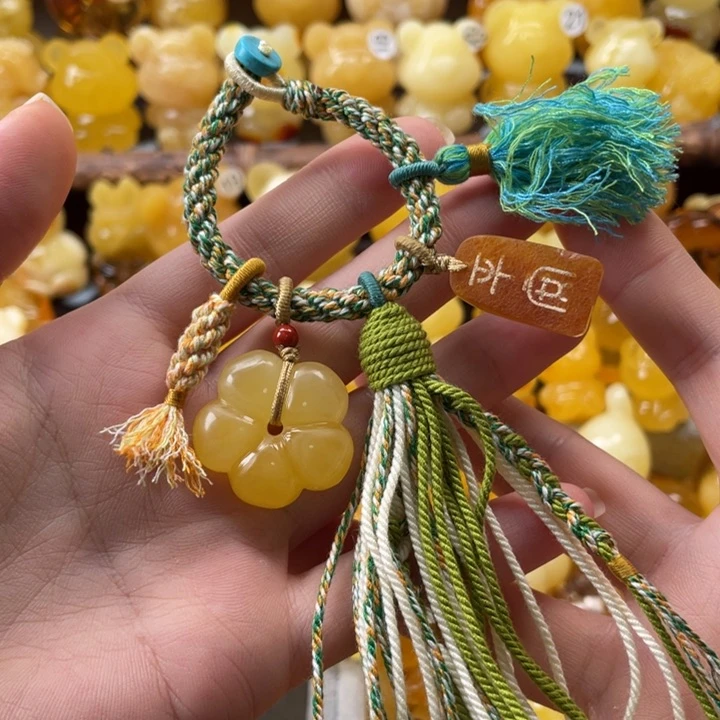 琥珀珠宝奇石未镶嵌