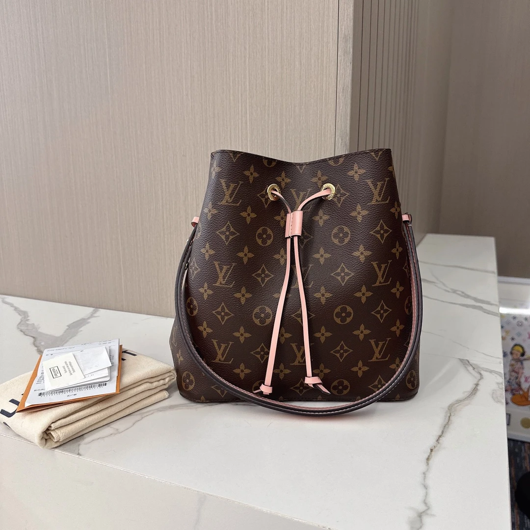 95新  孟溪专属 / lv 路易威登 粉水桶 #8231