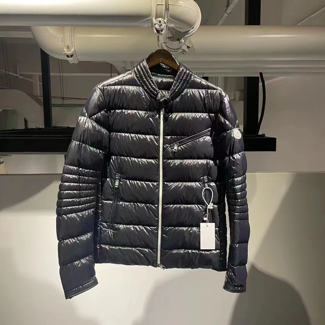 Moncler 蒙口 /000294/漆面斜拉链羽绒服 成色99新 全新8k+