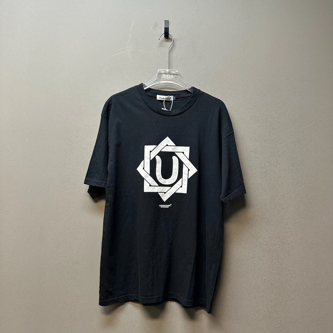 Undercover /05356/黑色白logo短袖 全新带吊
