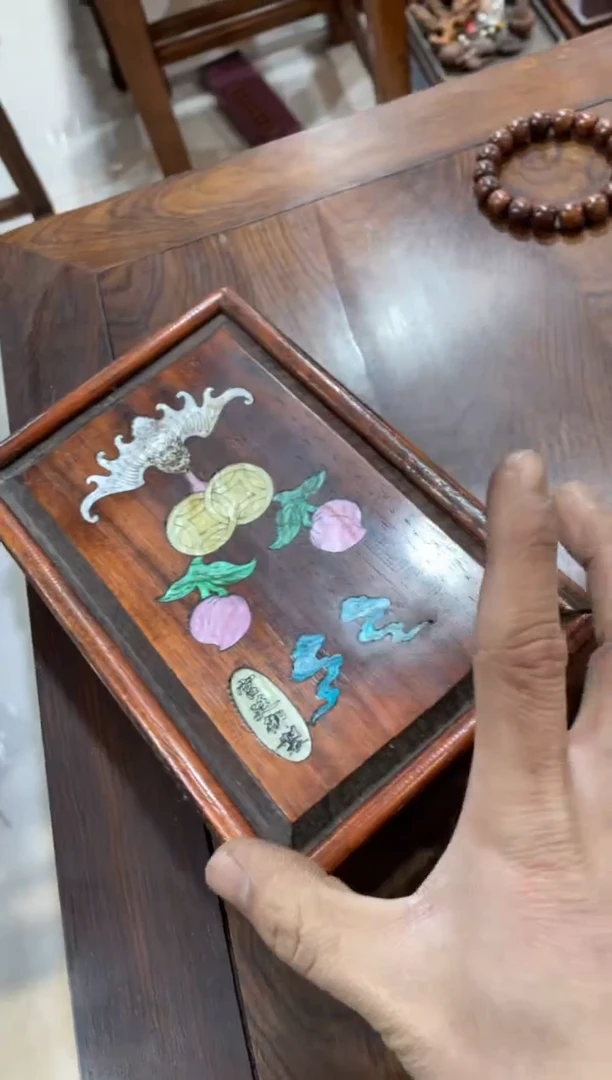 【闪购商品】木头紫檀彩贝推拉盒