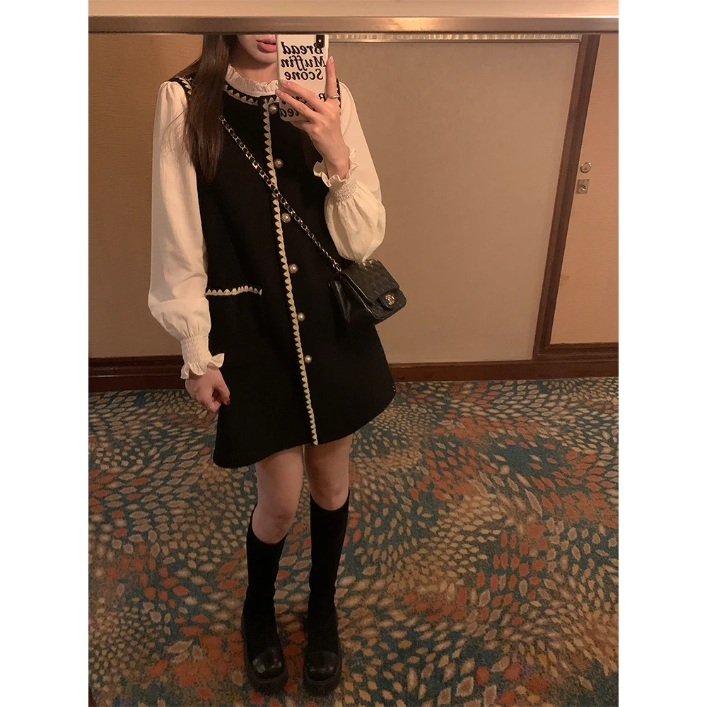 2024年早春富家千金穿搭小香风木耳边衬衫毛呢背心连衣裙两件套女