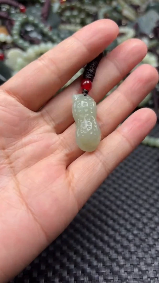 【闪购商品】和田玉颈饰未镶嵌