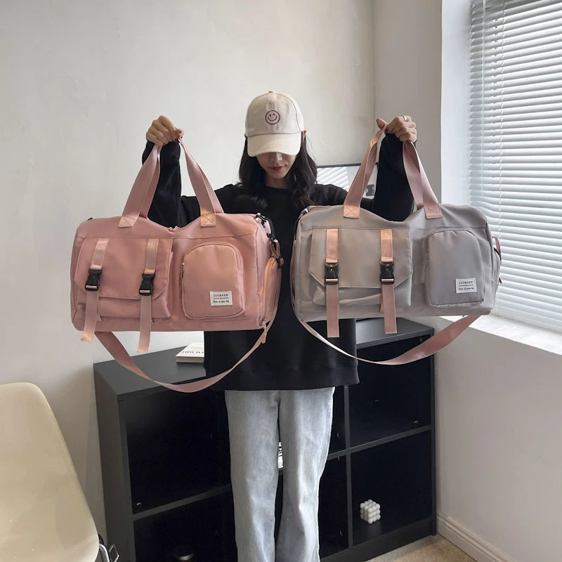 新款大容量多功能旅行包单肩运动健身包独立鞋仓简约手提包斜挎包