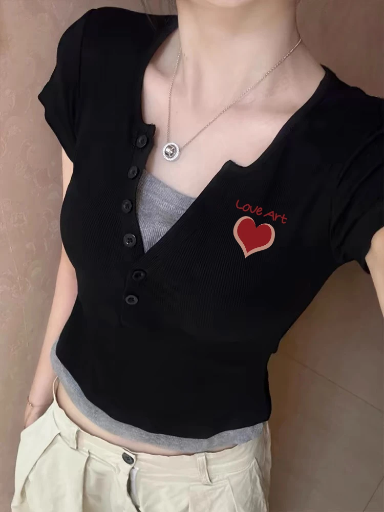 黑色v领假两件正肩短款短袖t恤女夏季设计感小众修身上衣2024新款