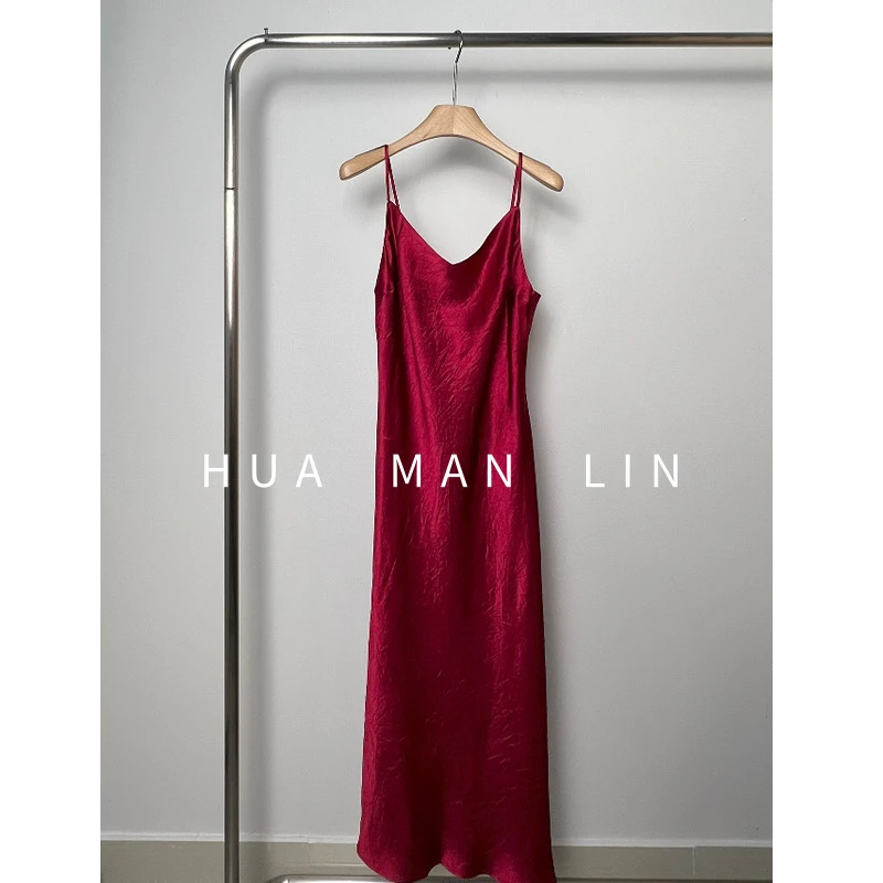 花滿林肩带可调节重磅褶皱醋酸立体剪裁吊带裙8213