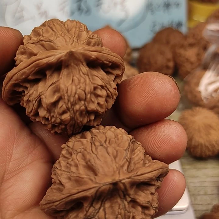 文玩核桃把件40的全品宫灯