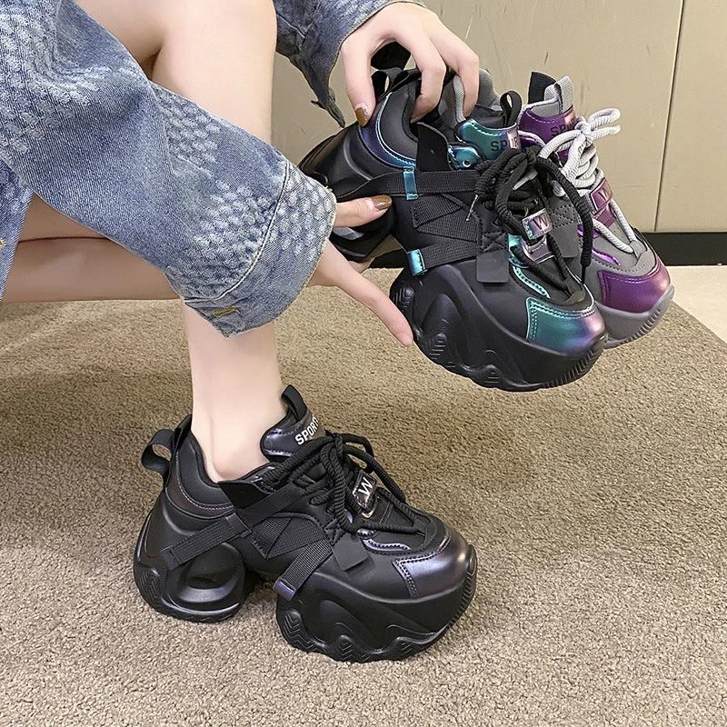 网红超软轻便厚底增高老爹鞋女款显高休闲运动女鞋高颜值春秋新款