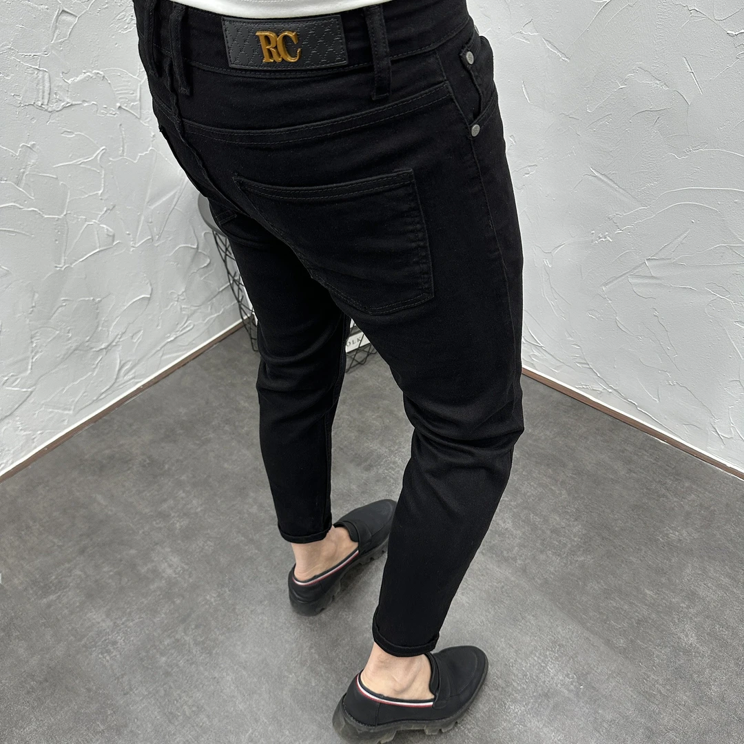 2025新款流行男士牛仔裤韩版潮流水洗黑色修身小脚弹力百搭九分裤