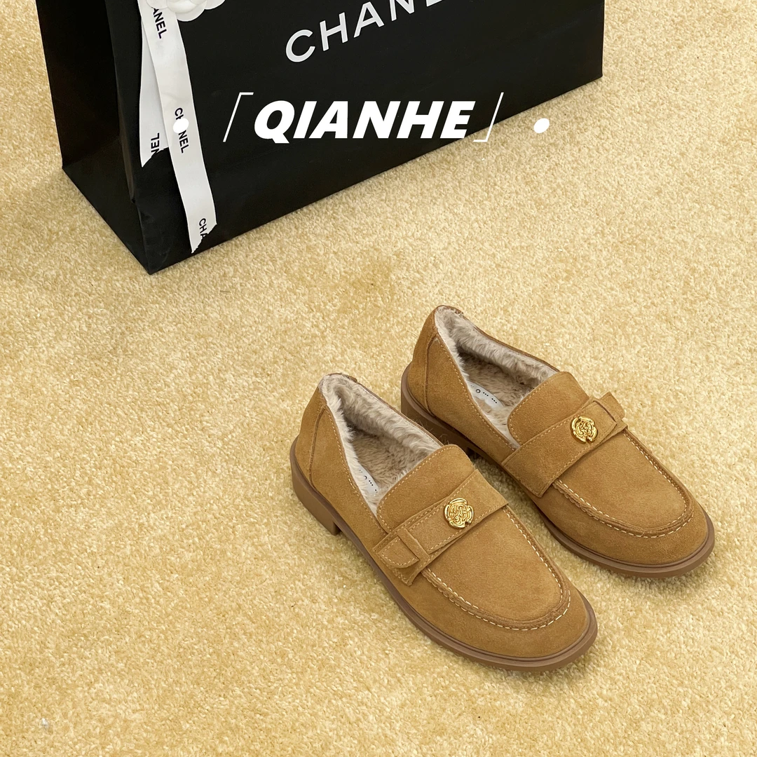 「Qan'h千合女鞋」•欧版定制！ 轻奢商场同款！ 冬季豆豆鞋（596-2）