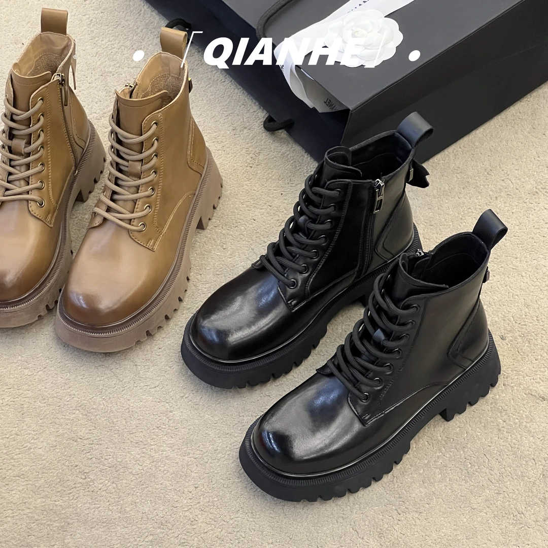 走秀款 轻奢百搭纯色经典马丁靴  断码  没运费险（6779）