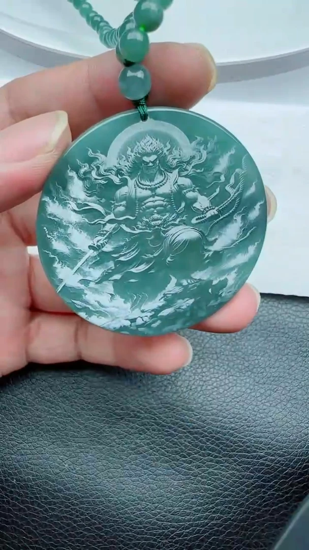 【闪购商品】翡翠颈饰未镶嵌多样性随机一件发货