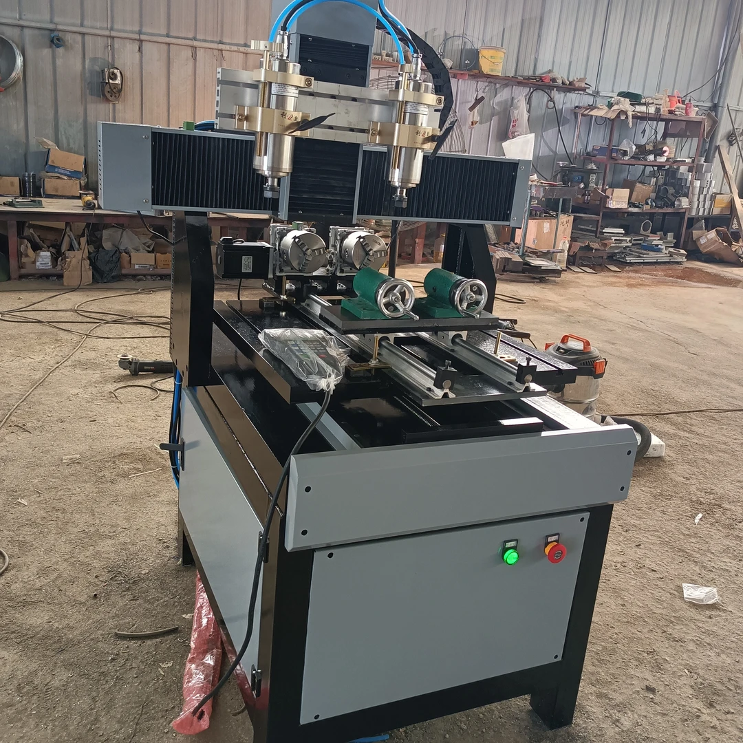 6060双头双旋转四轴四联动雕刻机，立体雕刻机，摆件把件雕刻