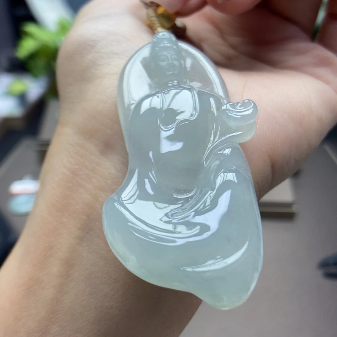 翡翠颈饰未镶嵌吊坠