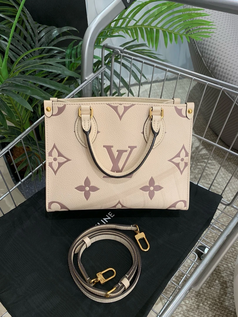 99新 LouisVuitton/路易威登 Lv奶昔白onthego小号