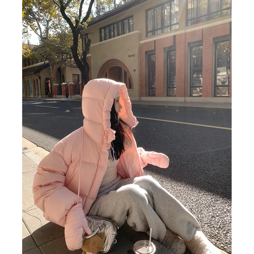 区区欧阳软软小泡芙手套连帽羽绒服女冬季加厚保暖90白鸭绒短款