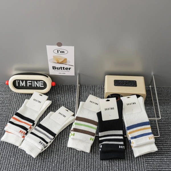 新款纯色条杠中长筒男士ins袜子日系高筒纯棉学生学院风秋冬季