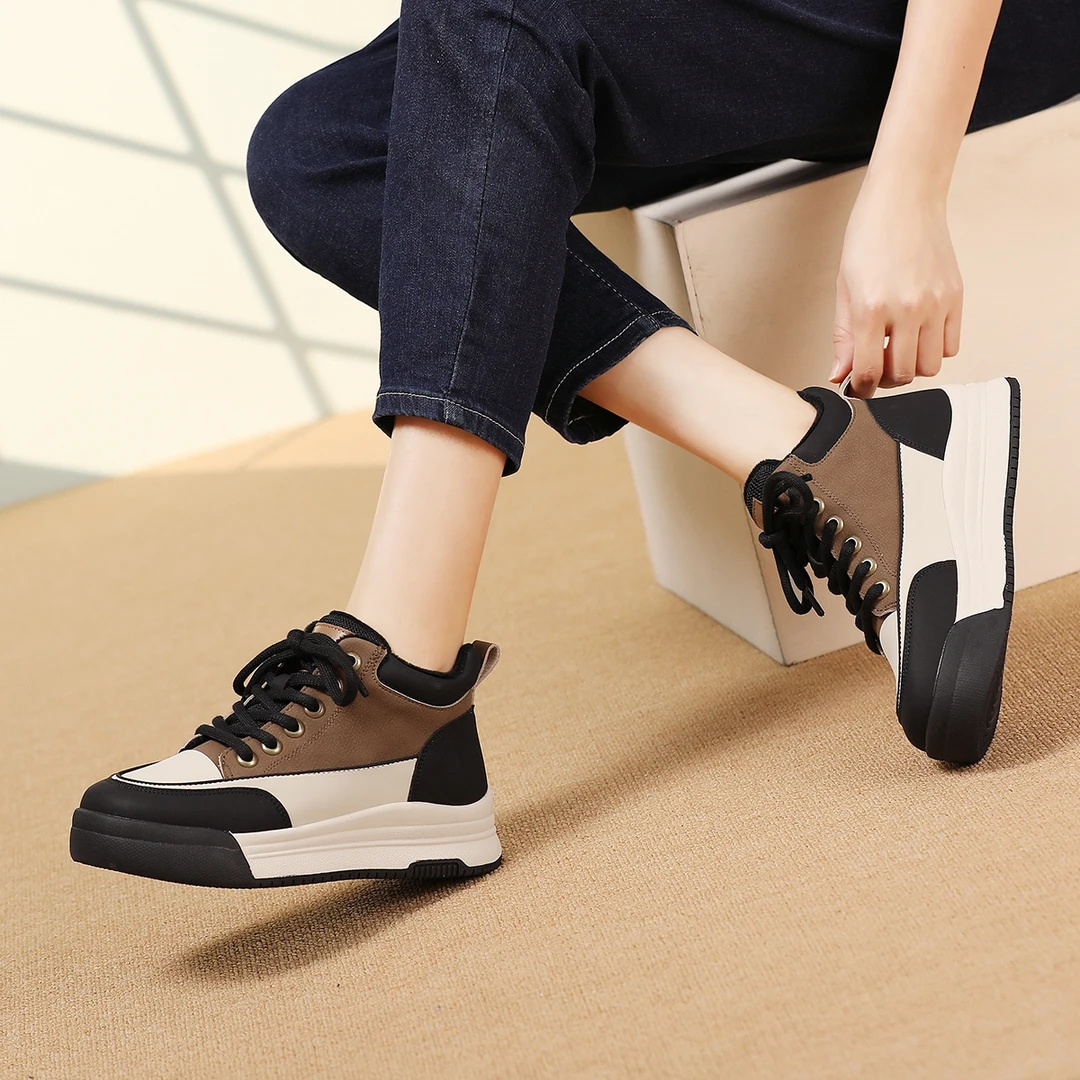 Satchi/沙驰复古休闲鞋时尚百搭厚底加绒高帮拼色秋冬圆头系带