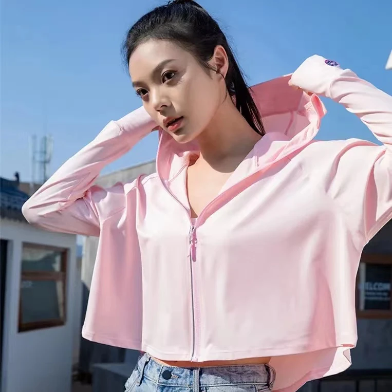 冰丝防晒衣女士2025新款轻薄下降披肩斗篷罩衫户外透气百搭防晒服