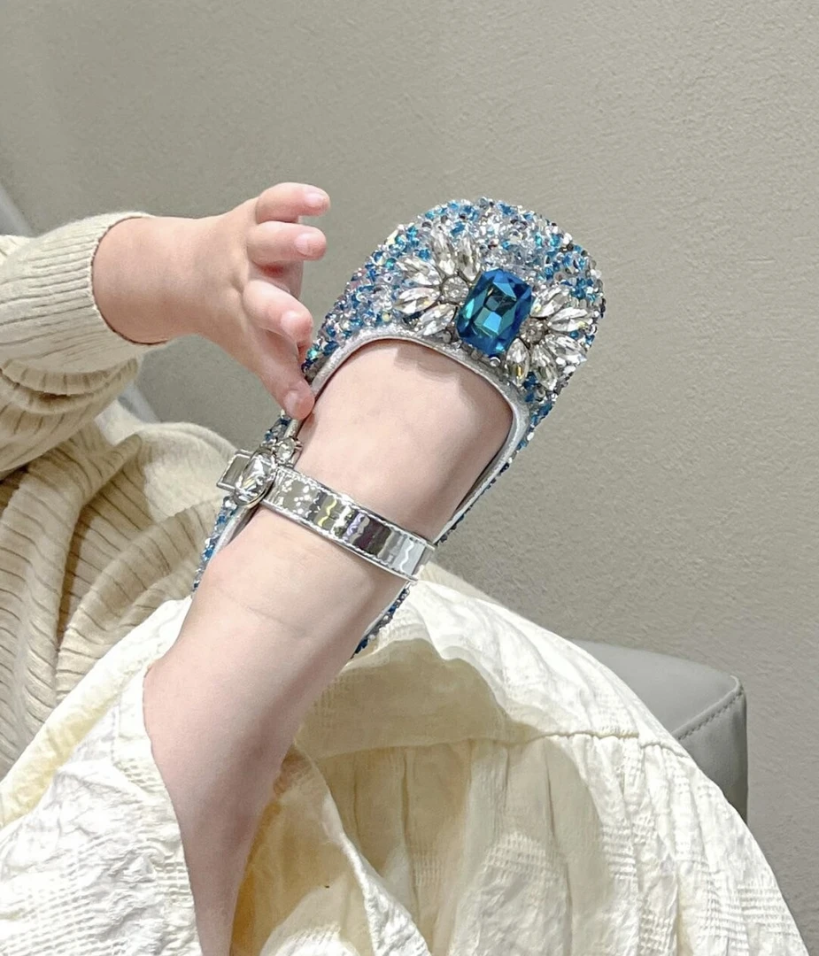 女孩男孩鞋子男童单鞋运动鞋水晶网红女童透气女童凉鞋夏季