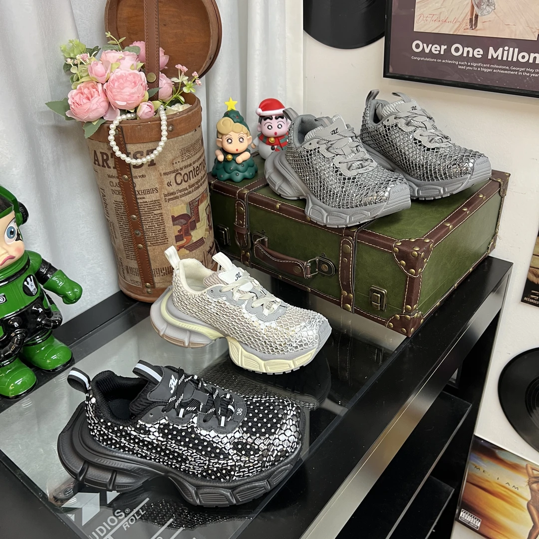 【曼曼】欧洲站3xl联名“渔网”2025水钻巴家重工系带百搭炸街老爹鞋