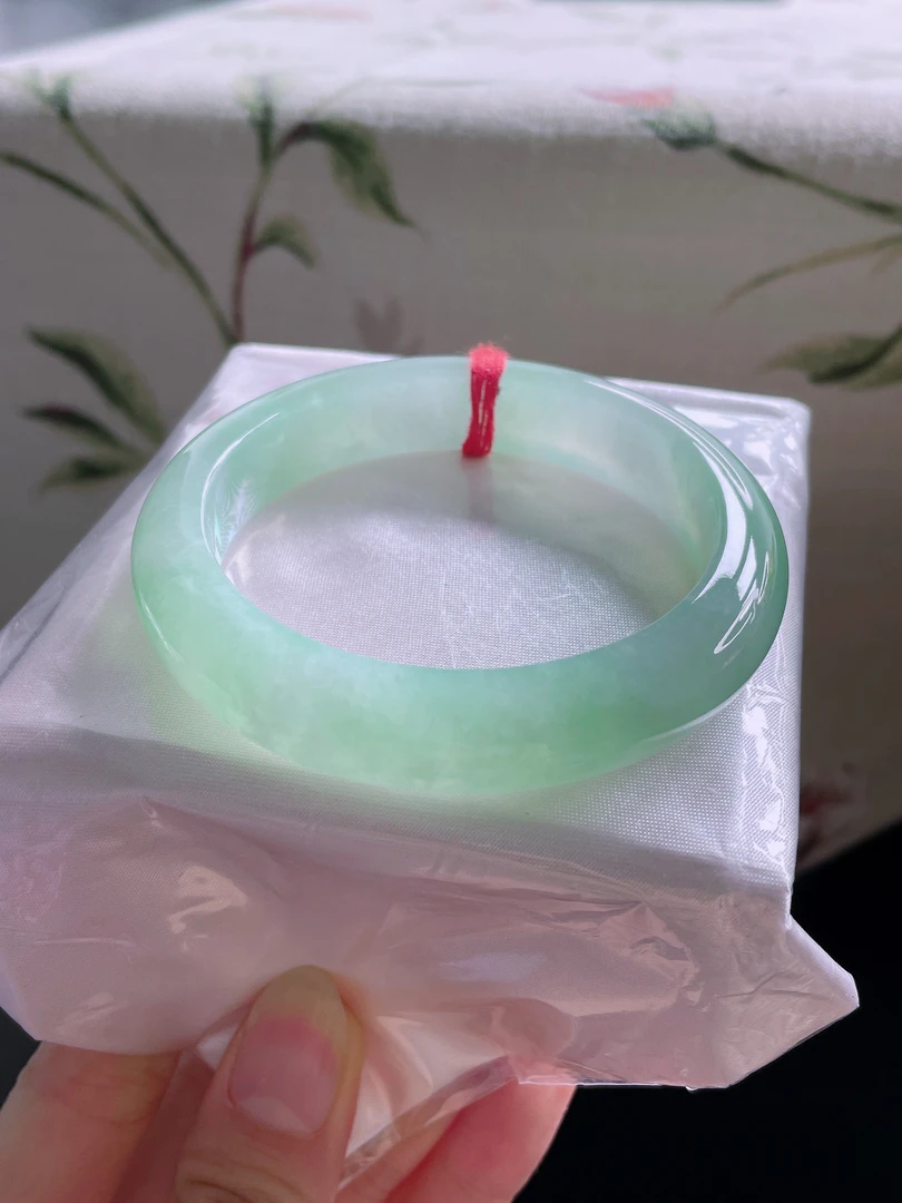 冰种葡萄绿甜绿54.1圈清新气质优雅正品天然缅甸翡翠A货手镯玉镯