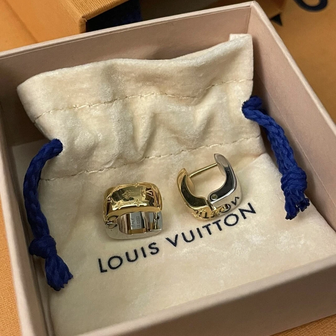 99新 LouisVuitton/路易威登 金银老花耳钉耳饰