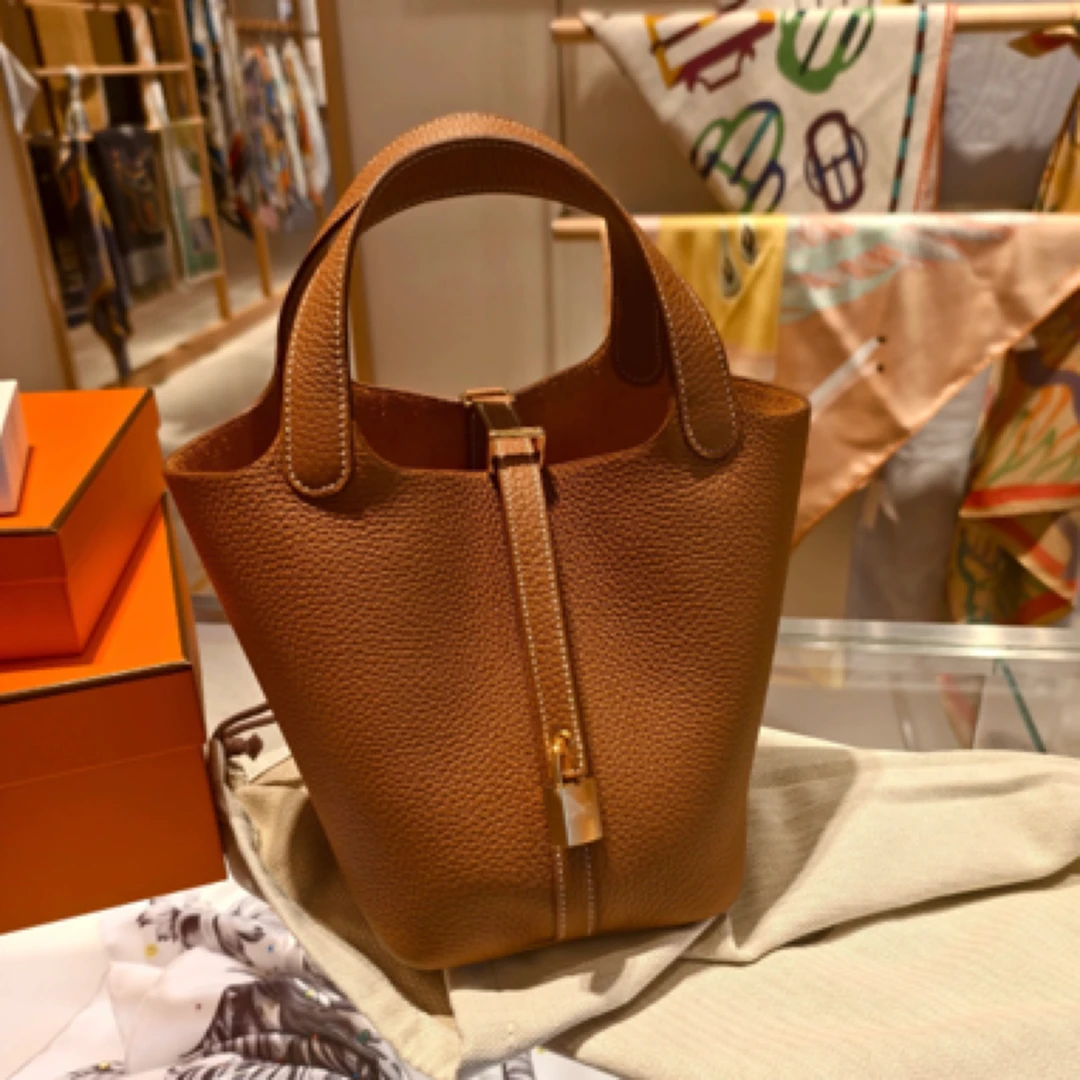 99新 Hermes/爱马仕 【老于】菜篮子18金棕金扣马鞍皮Z手提包