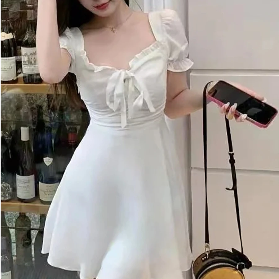 【一口奶油蛋糕】约会bi拿下！显瘦甜美泡泡袖的公主连衣裙小个子