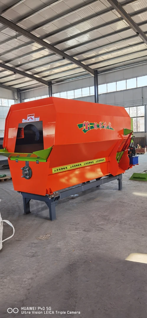 5立方直连单轴TMR全日粮搅拌机