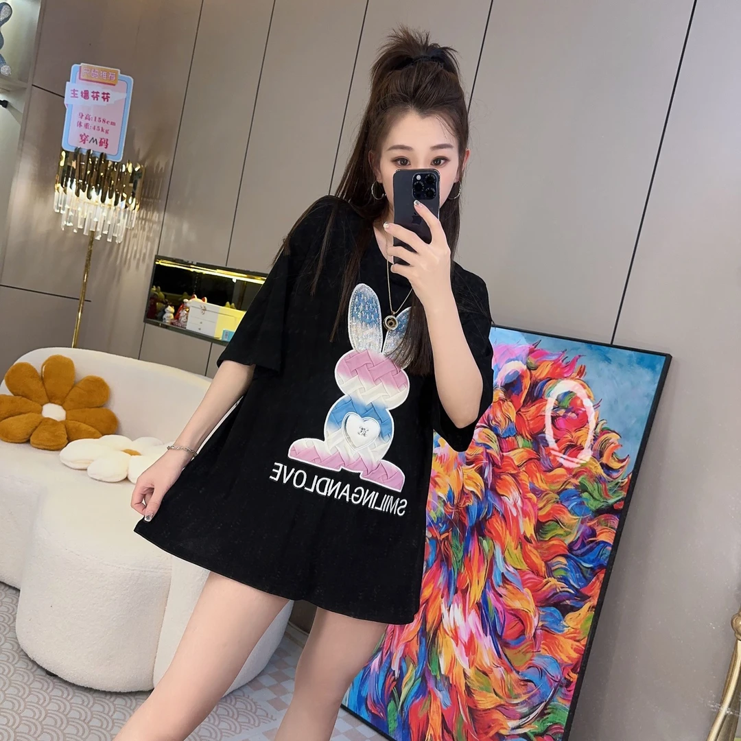 时尚百搭宽松显瘦重工圆领中长款T恤