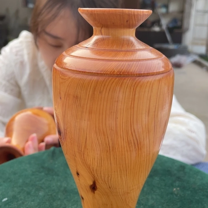 【闪购商品】柏木(崖柏)瓶子摆件
