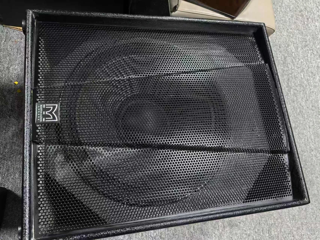 9新  单18无源低音炮，运费自理成色如图
