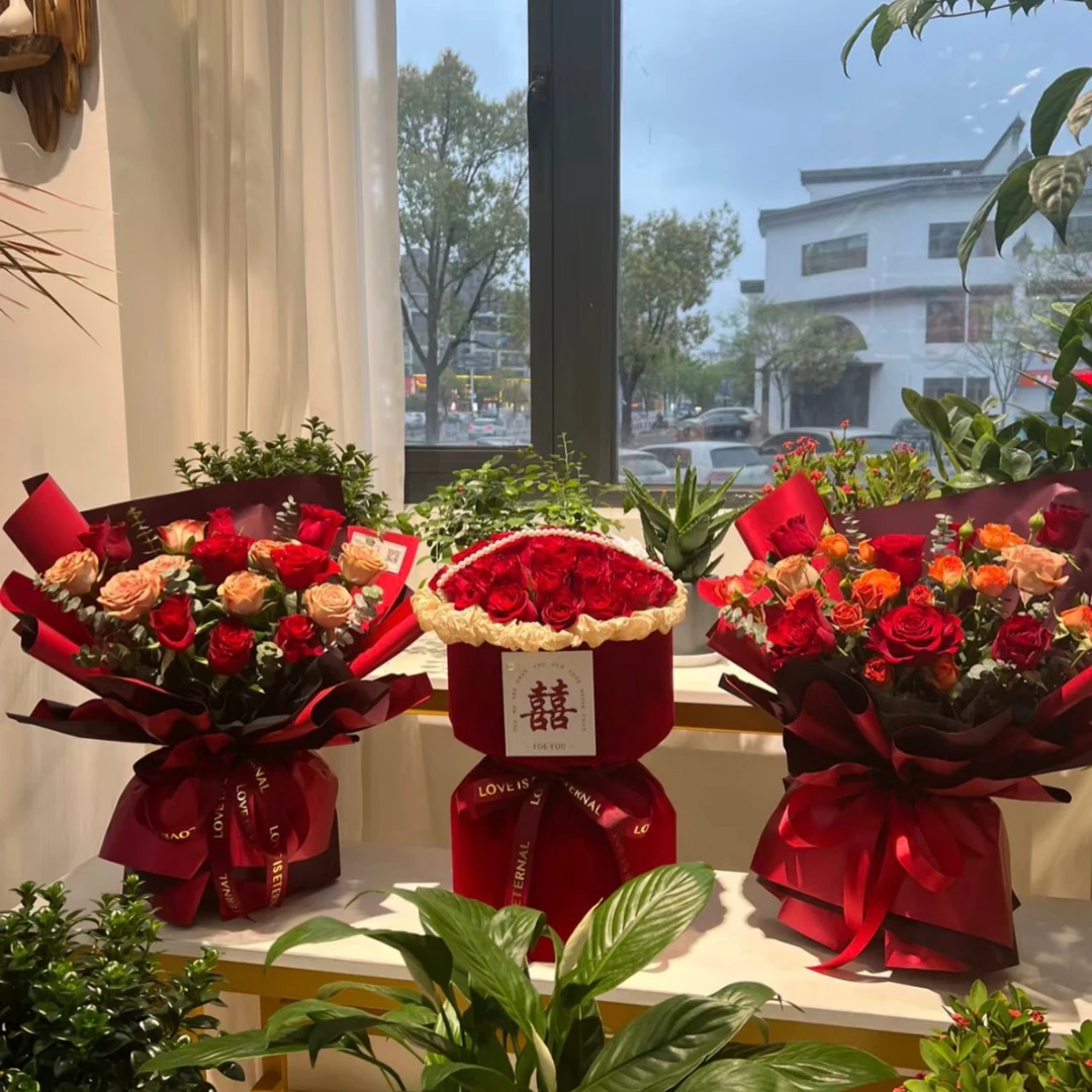 玫瑰订婚花束送女友丈母娘花束全国花店同城免费配送订婚结婚求婚