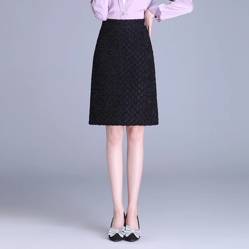 亮丝方格半身裙女中裙2025春秋新款小香风高腰A字百搭显瘦包臀裙