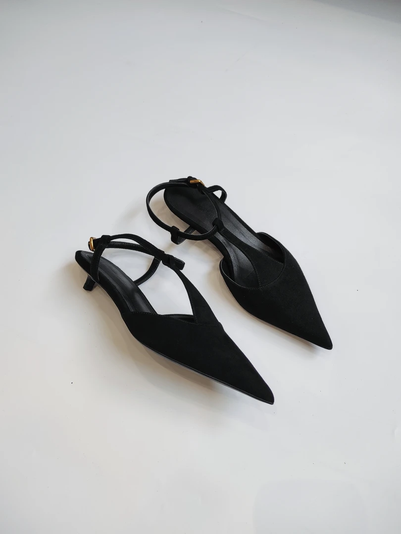 慕林娜 真皮气质尖头黑色T字带女士后空猫跟单鞋浅口跟鞋女  1464