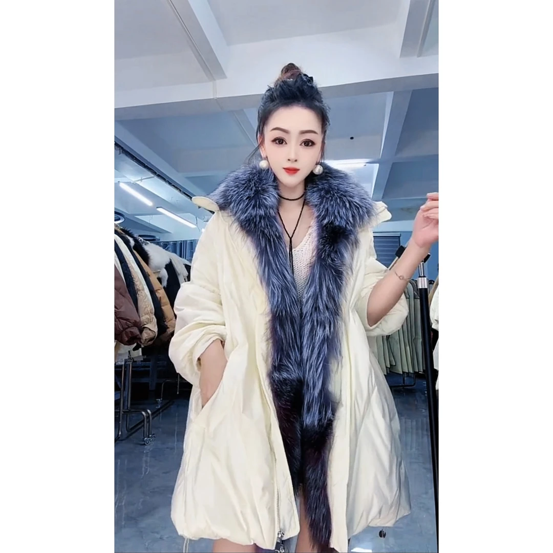高端超大狐狸毛羽绒时尚爆款2024年新款外套冬白鹅绒羽绒服女黑色