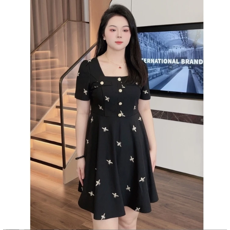 微胖定制【JDM609】气质遮肚显瘦方领刺绣连衣裙