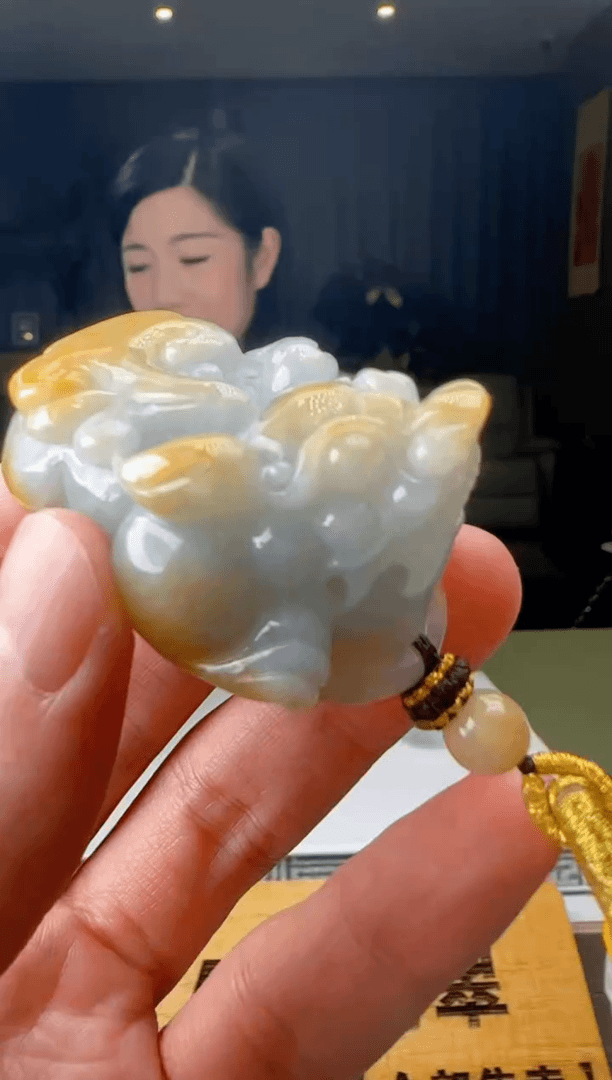 【闪购商品】翡翠把件未镶嵌DY@@960Q3J03589