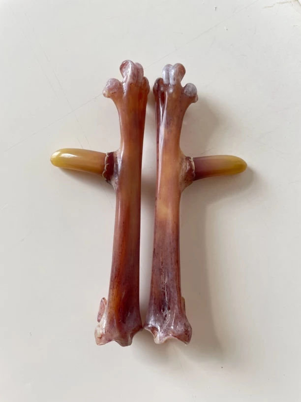 鸡爪骨手把件子弹头微抱抱一对